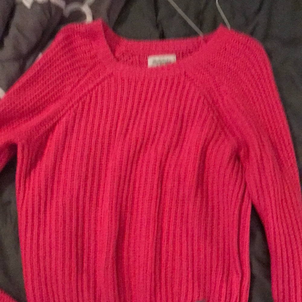 Women’s sweater